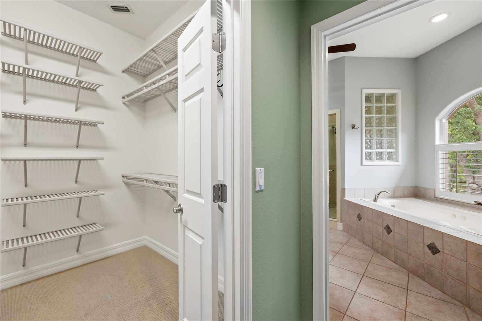 Image 25 of 61 For 5232 Hillview Lane