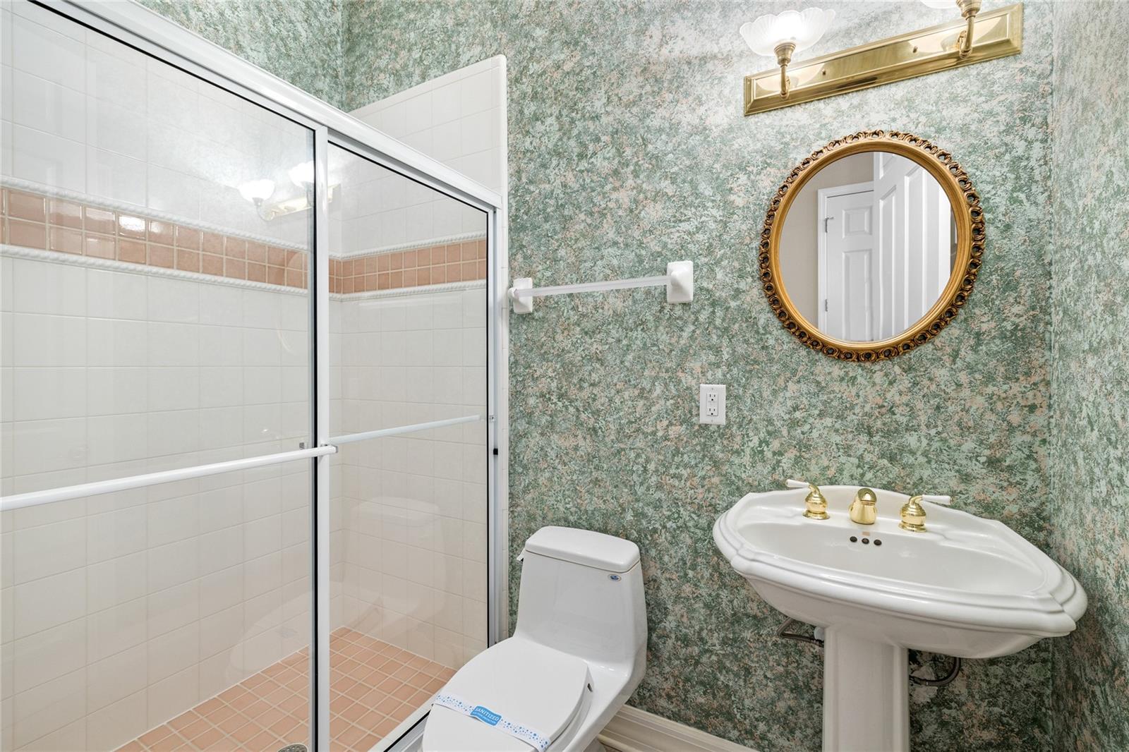 Image 29 of 61 For 5232 Hillview Lane