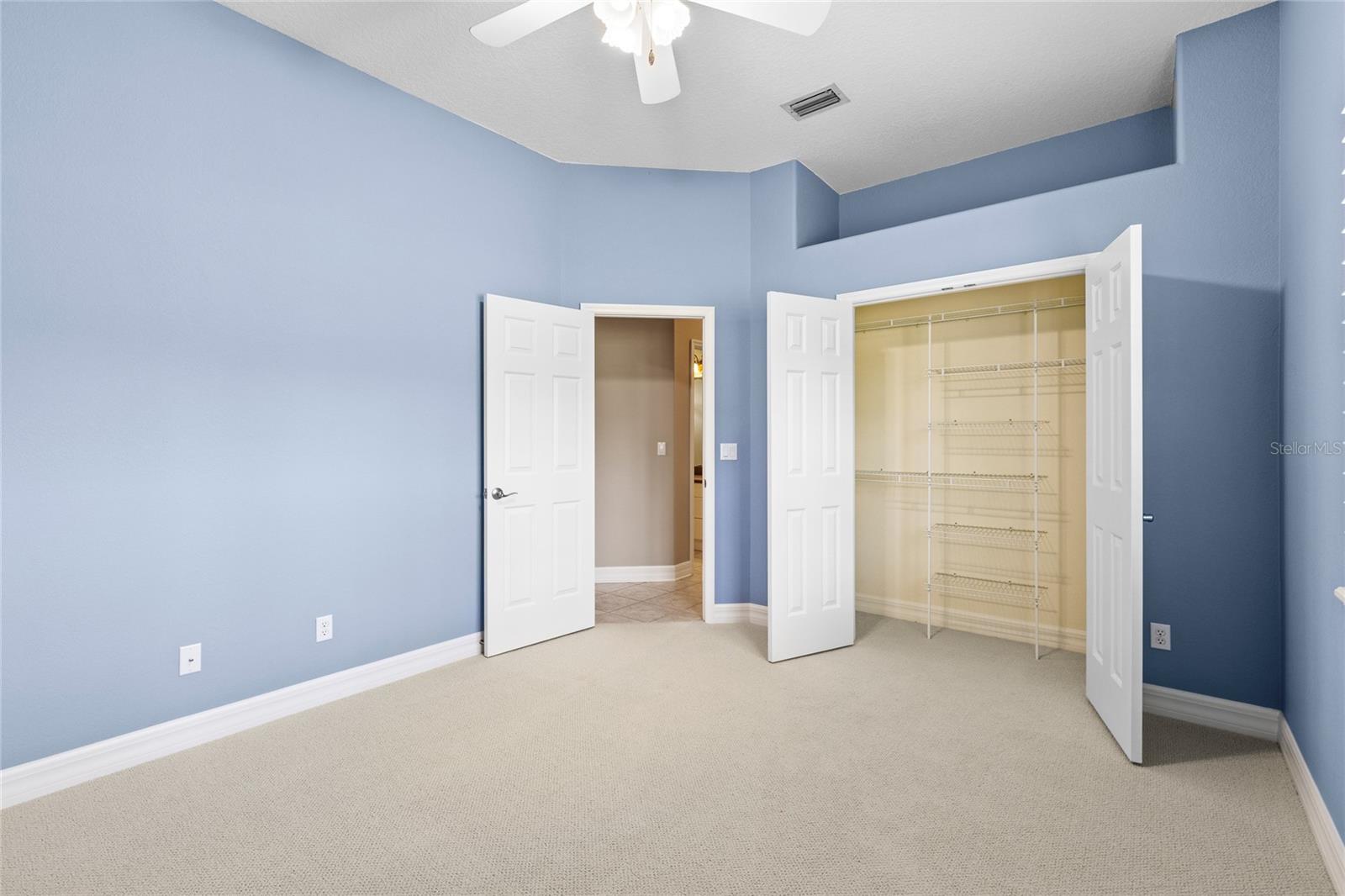 Image 31 of 61 For 5232 Hillview Lane