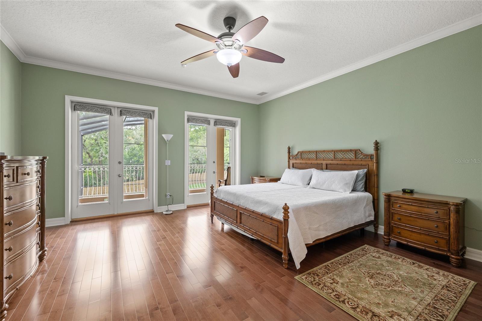 Image 4 of 61 For 5232 Hillview Lane