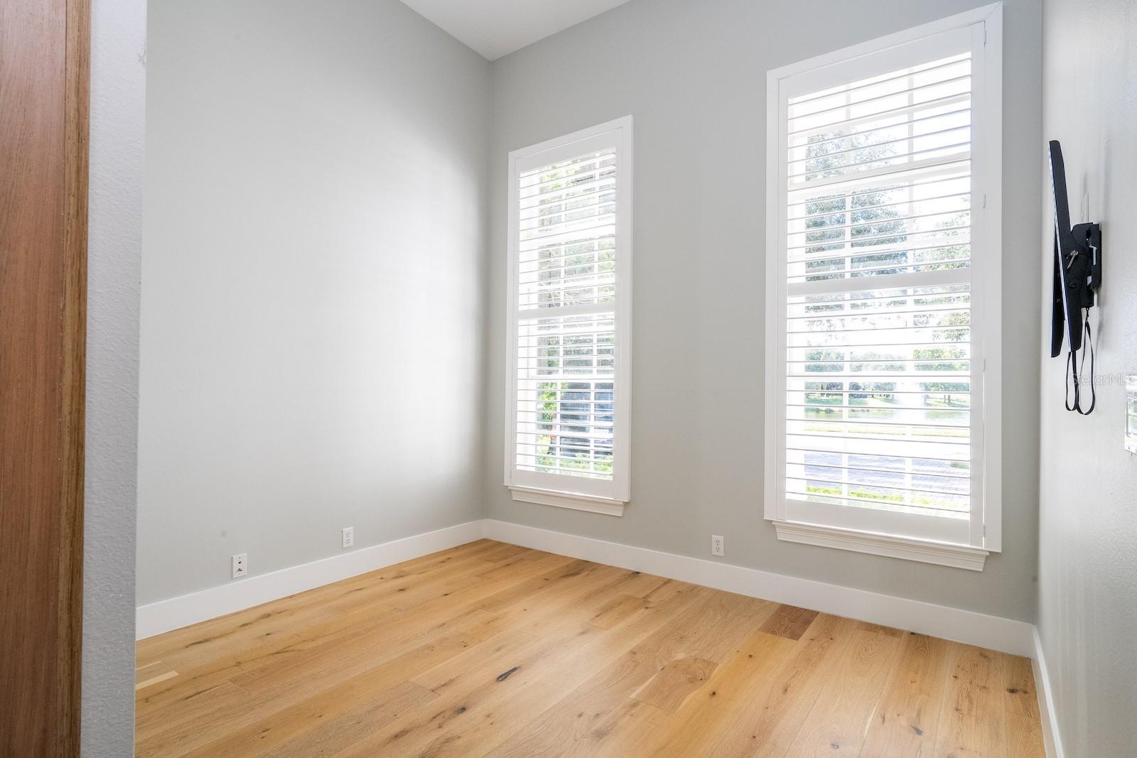 Image 15 of 100 For 11213 Camden Park Drive