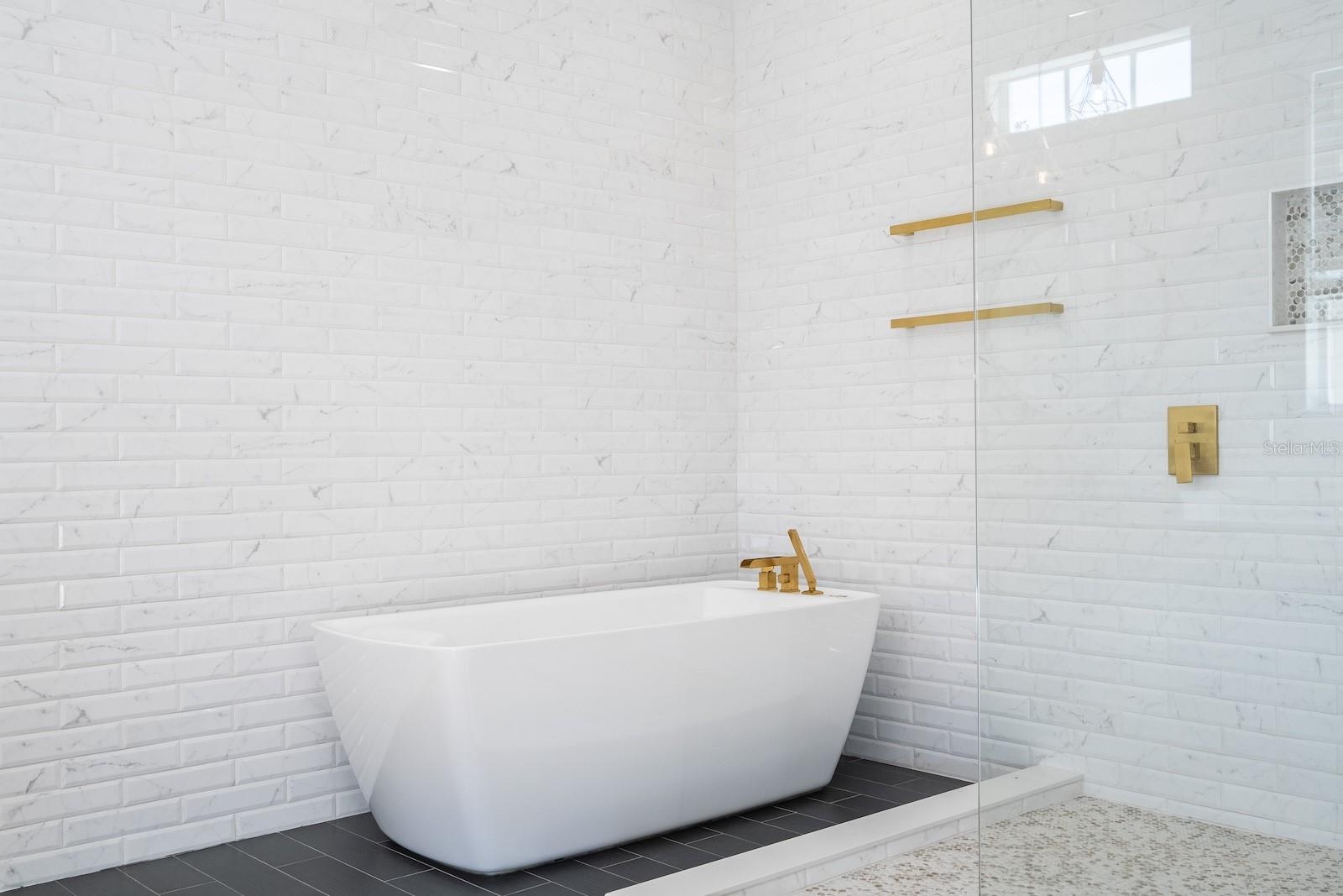 Image 50 of 100 For 11213 Camden Park Drive