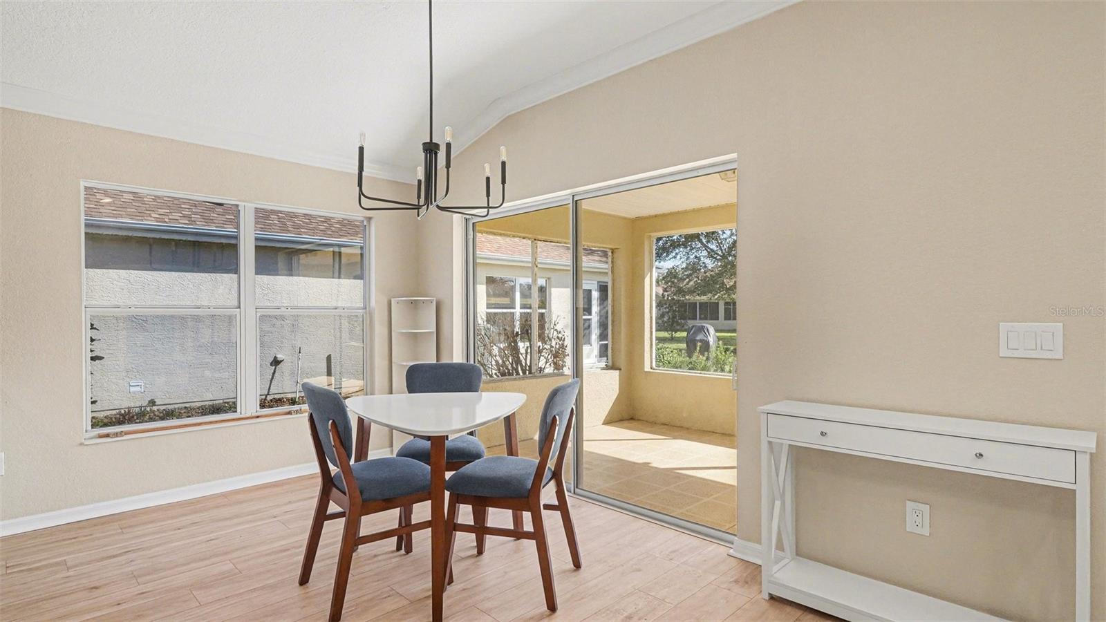 Image 8 of 33 For 13062 89th Circle