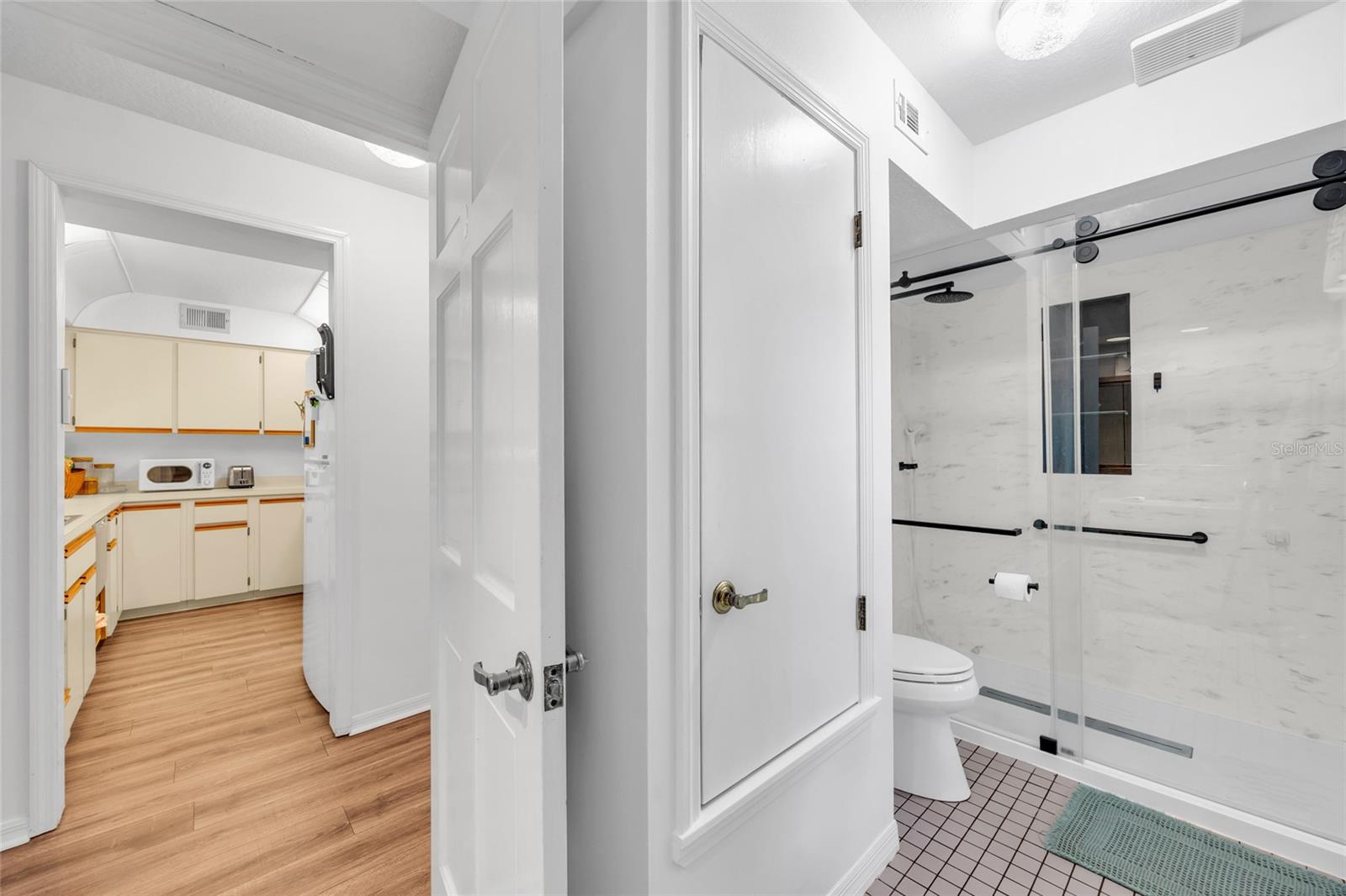 Image 31 of 89 For 1217 Edgewood Ranch Road