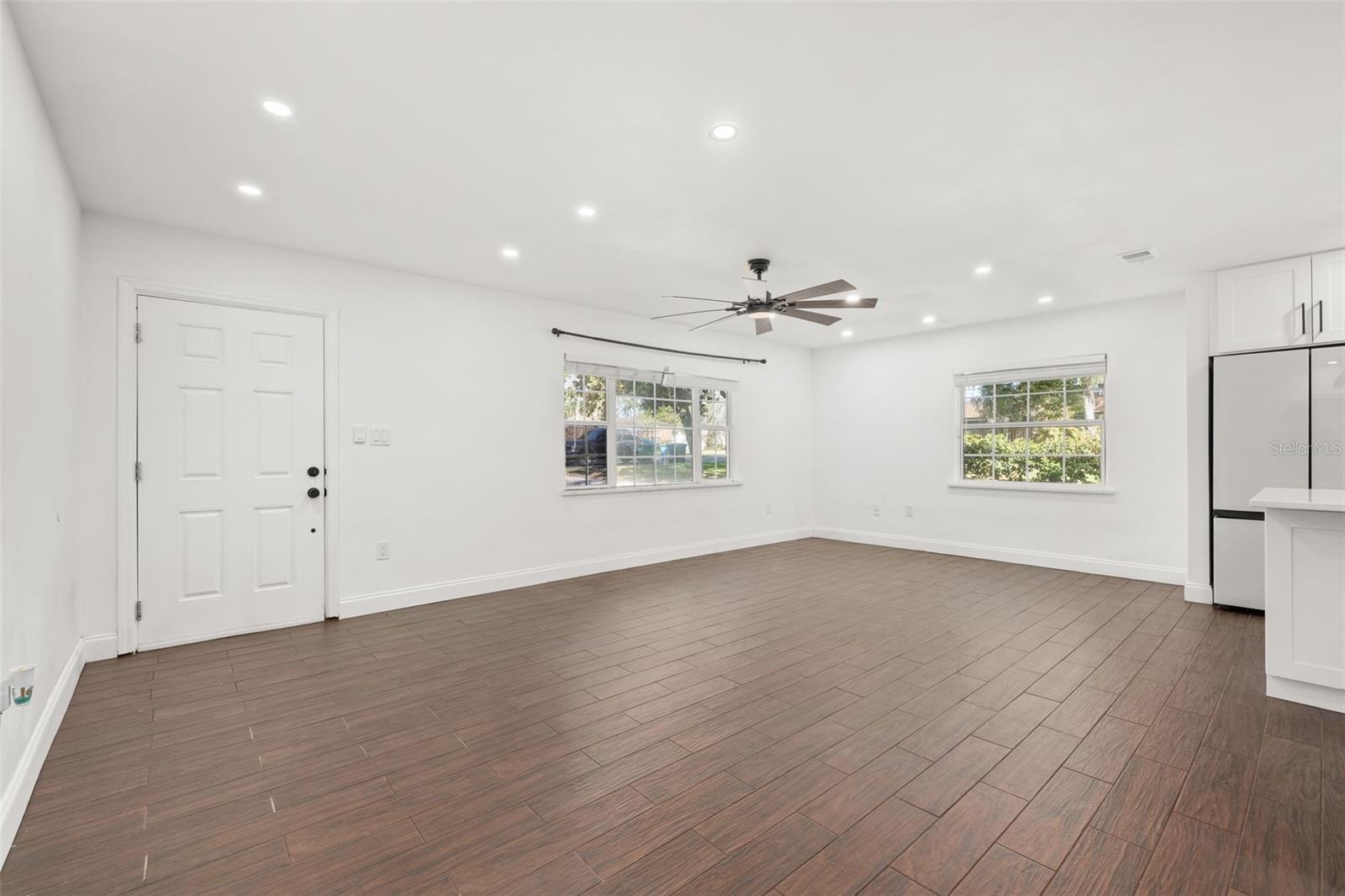 Image 11 of 70 For 830 Faith Street