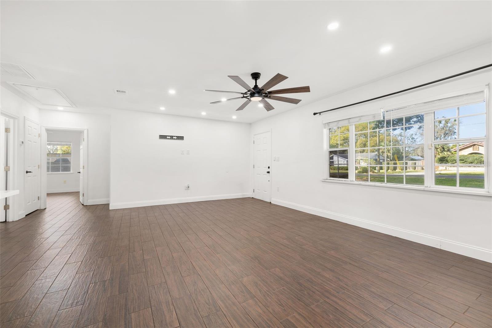 Image 16 of 70 For 830 Faith Street