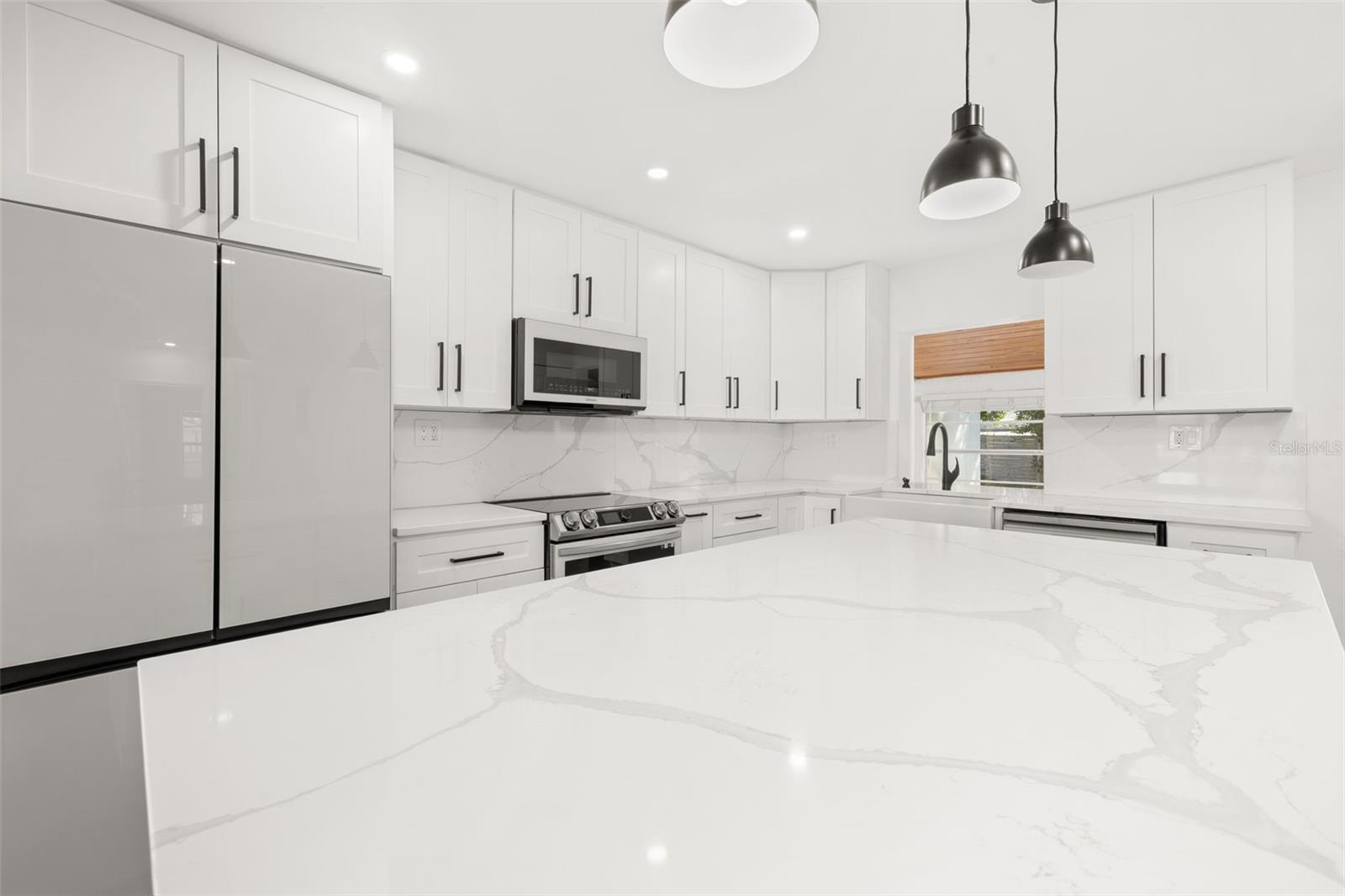 Image 21 of 70 For 830 Faith Street