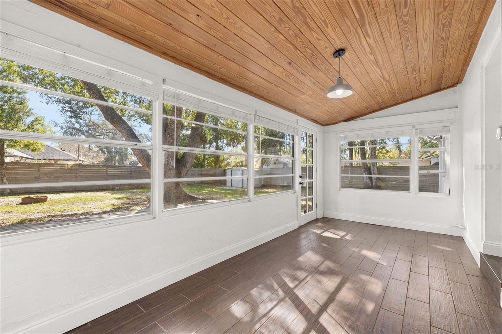 Image 23 of 70 For 830 Faith Street