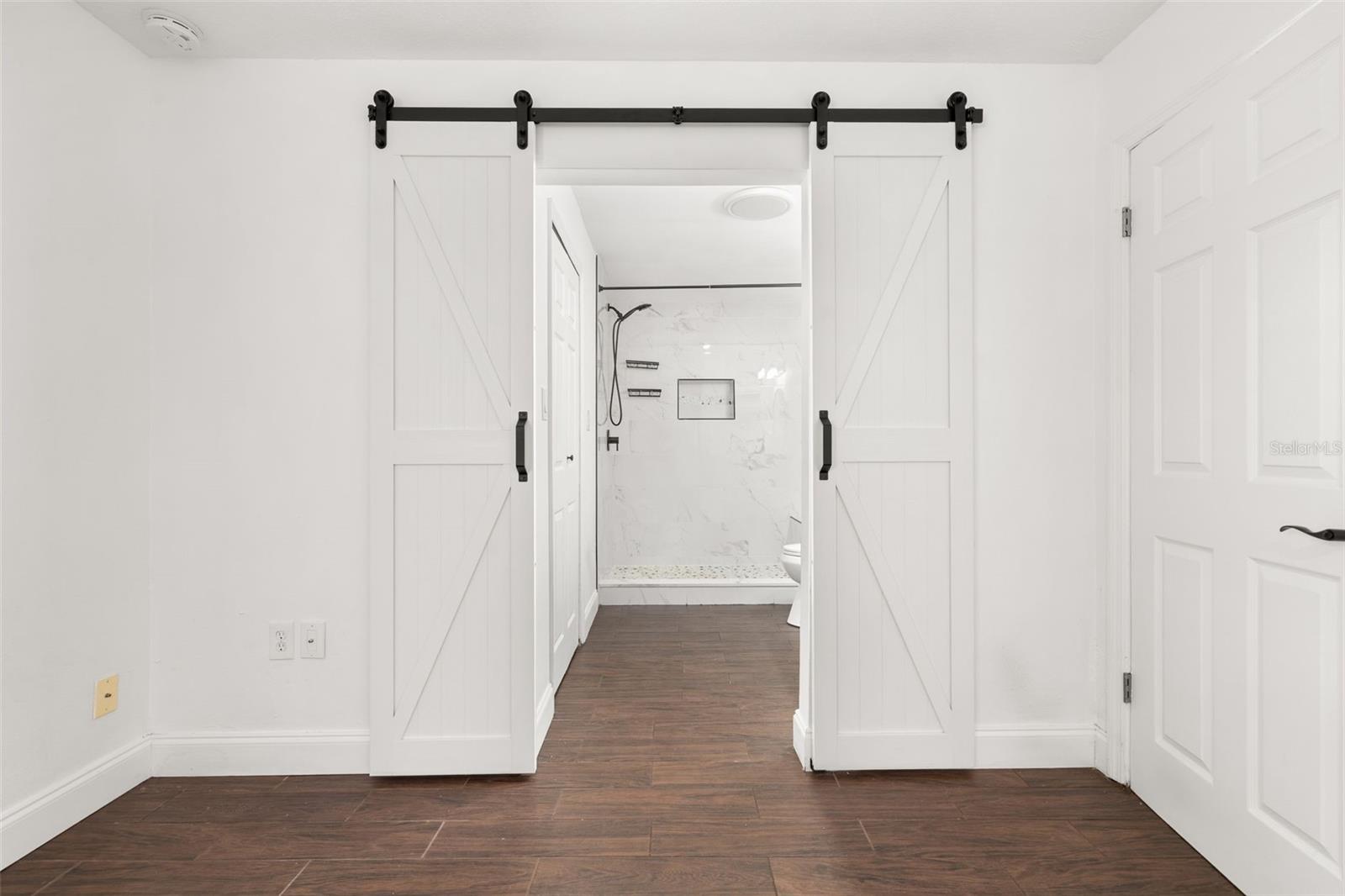 Image 27 of 70 For 830 Faith Street