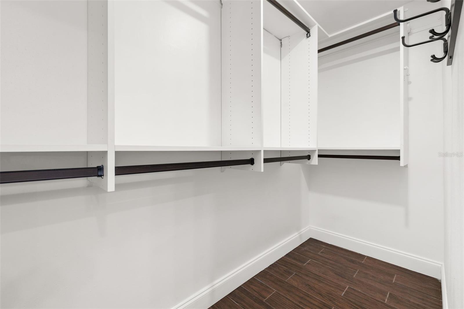 Image 32 of 70 For 830 Faith Street