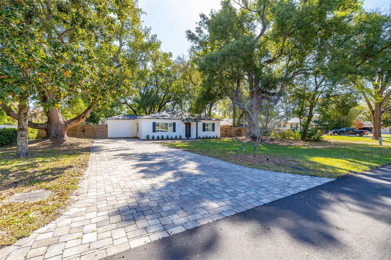 Image 4 of 70 For 830 Faith Street