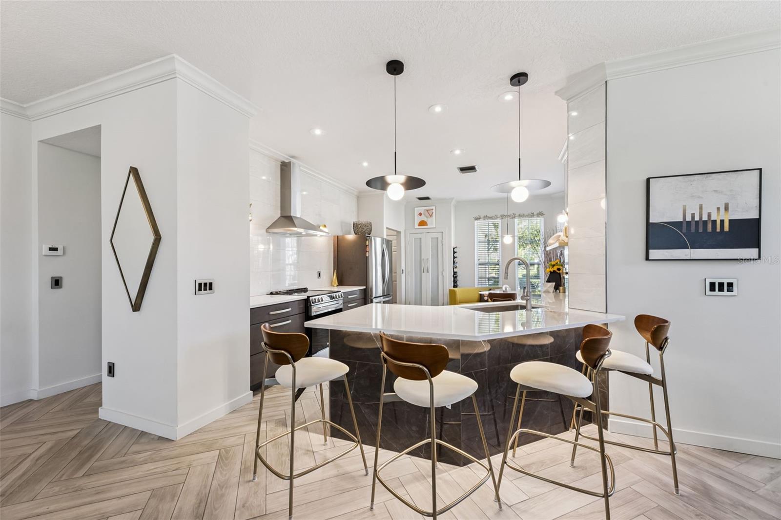 Image 15 of 45 For 371 Salt Marsh Lane