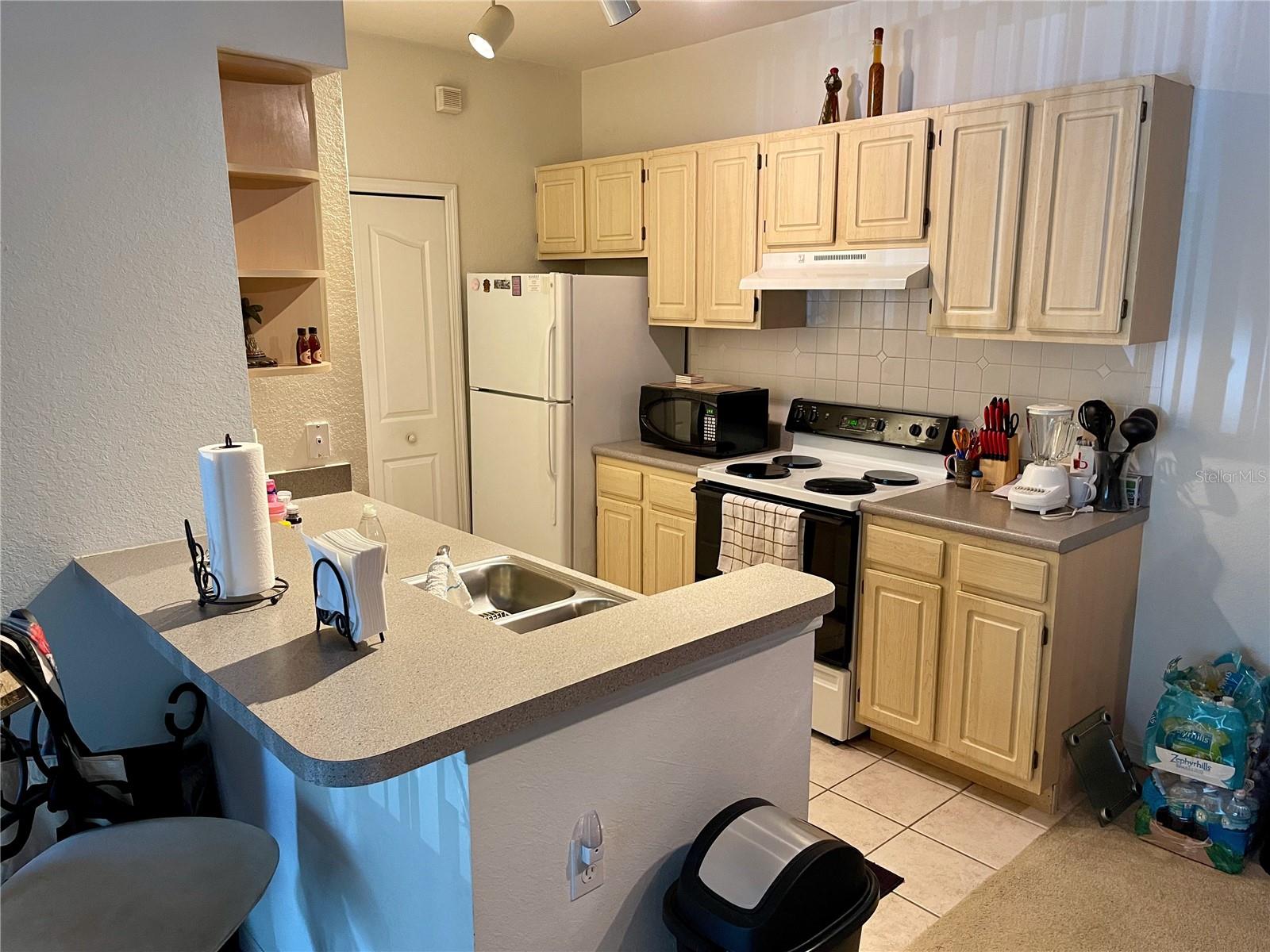 Image 7 of 17 For 2627 Maitland Crossing Way 205