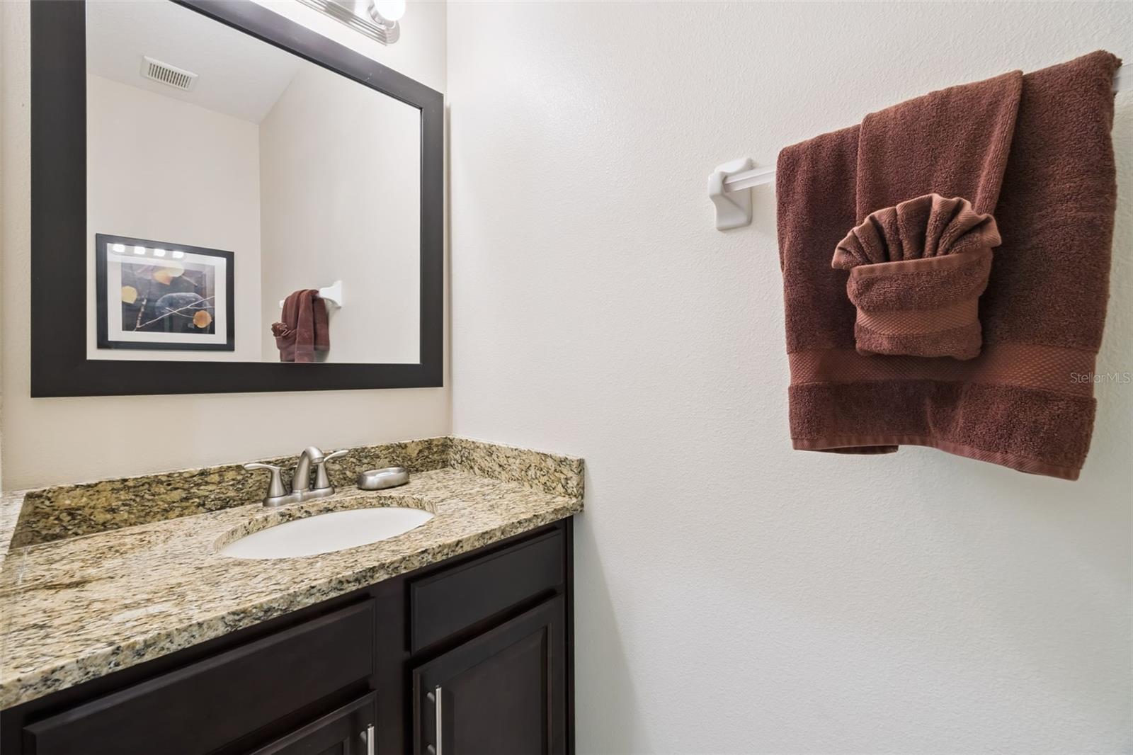 Image 11 of 25 For 8147 Roseville Boulevard