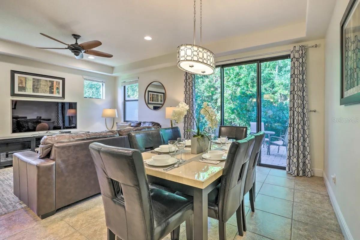 Image 4 of 25 For 8147 Roseville Boulevard