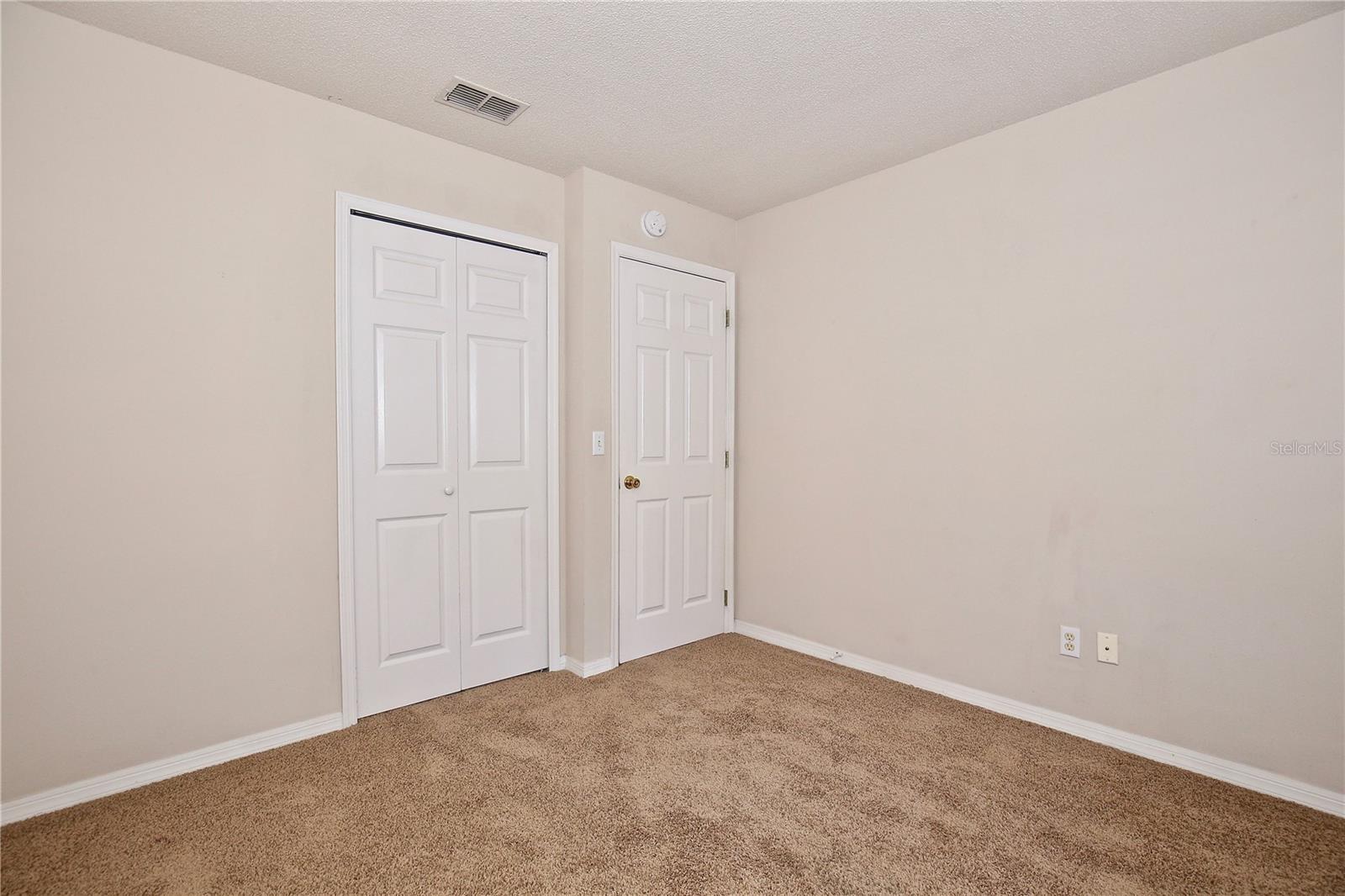 Image 13 of 19 For 10819 Siena Drive