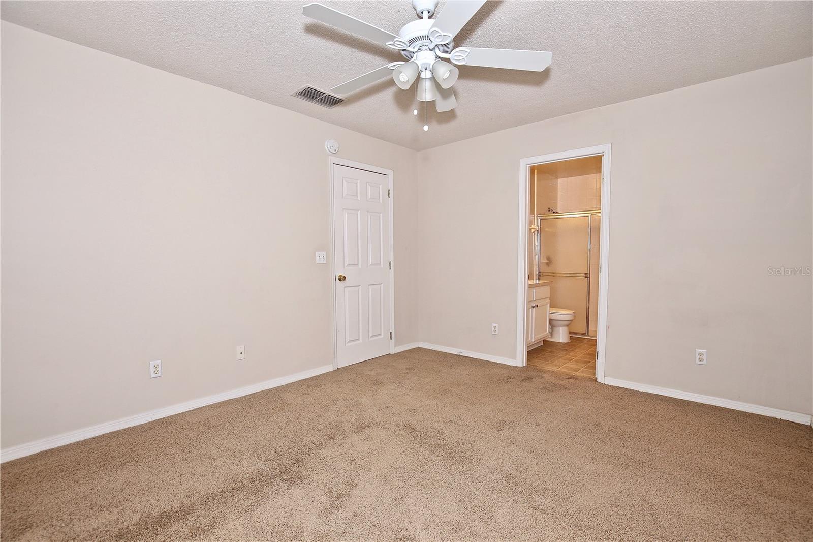 Image 15 of 19 For 10819 Siena Drive