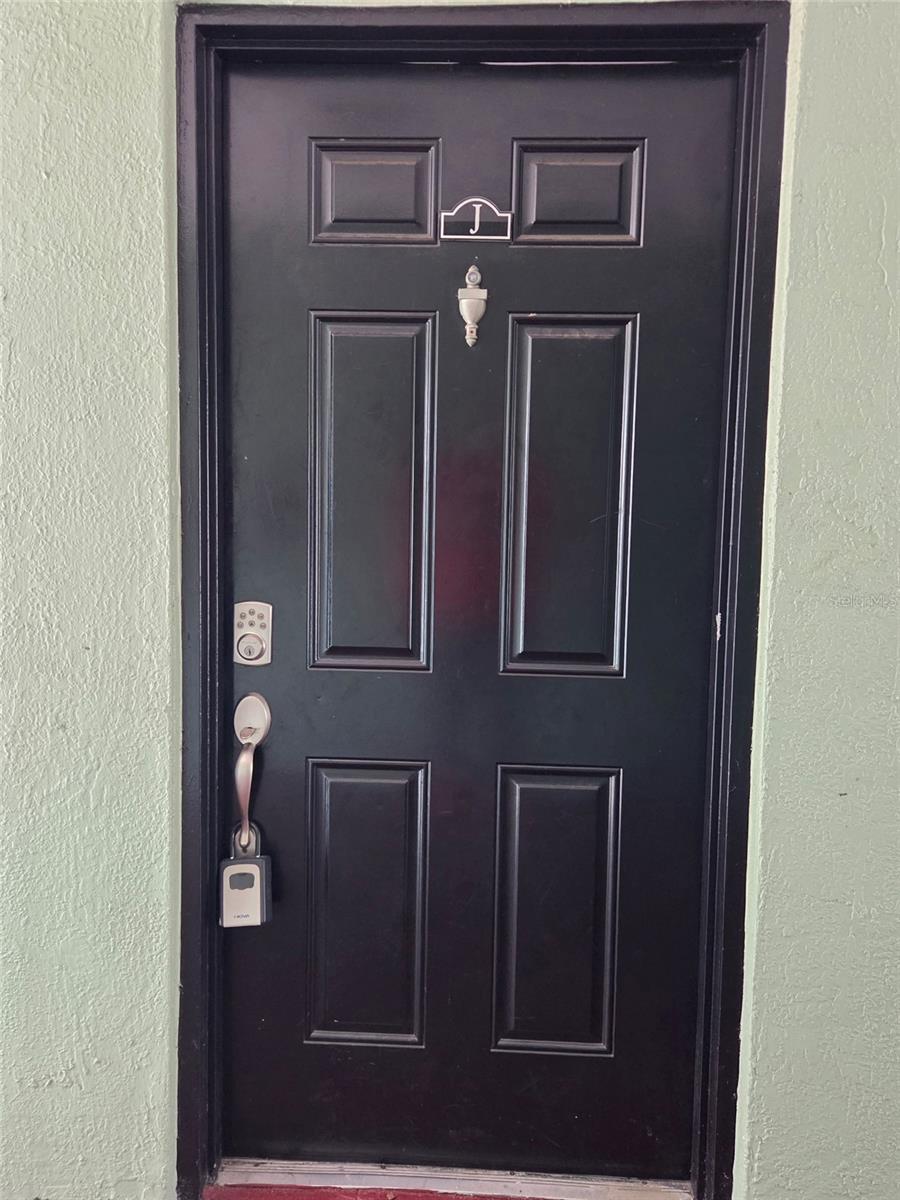 Image 2 of 27 For 2035 Dixie Belle Drive 2035j