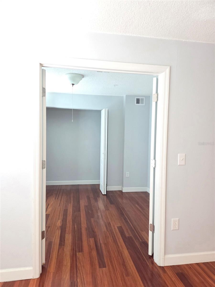 Image 20 of 27 For 2035 Dixie Belle Drive 2035j