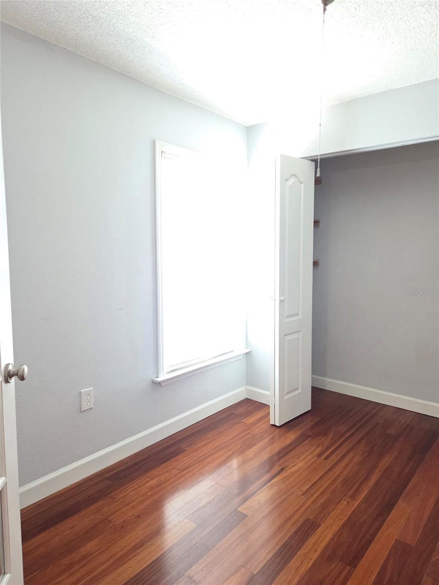 Image 22 of 27 For 2035 Dixie Belle Drive 2035j