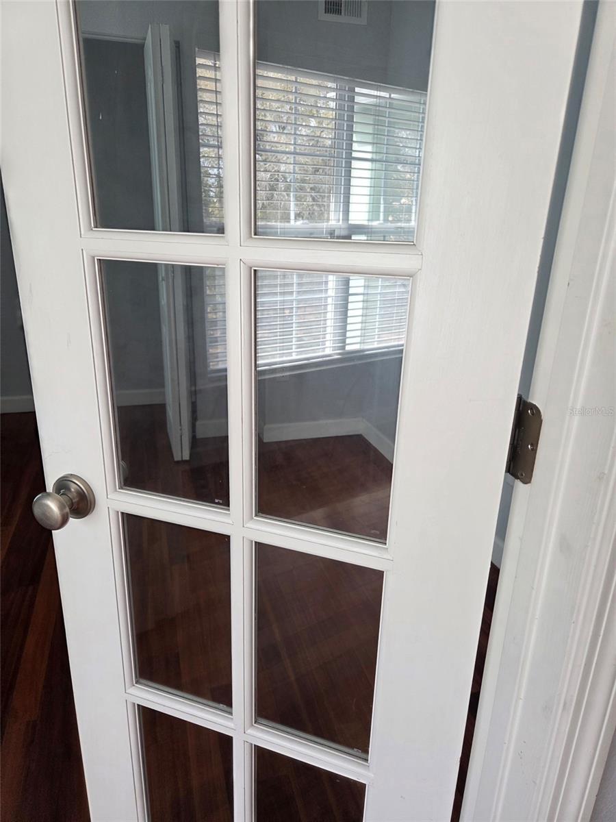 Image 24 of 27 For 2035 Dixie Belle Drive 2035j