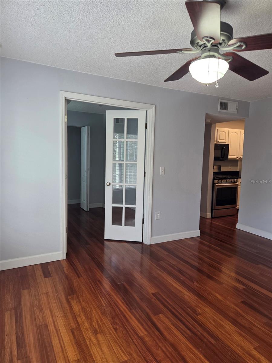 Image 25 of 27 For 2035 Dixie Belle Drive 2035j