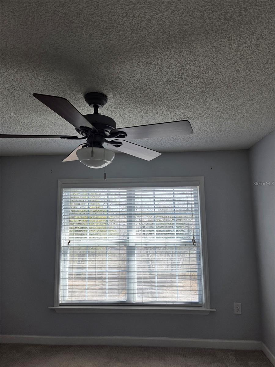 Image 4 of 27 For 2035 Dixie Belle Drive 2035j