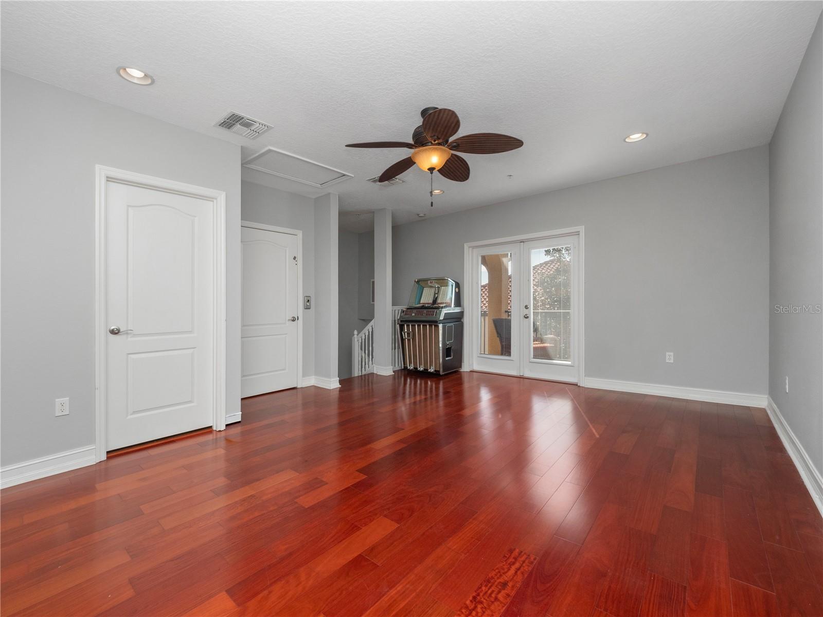 Image 38 of 58 For 4516 Messina Drive