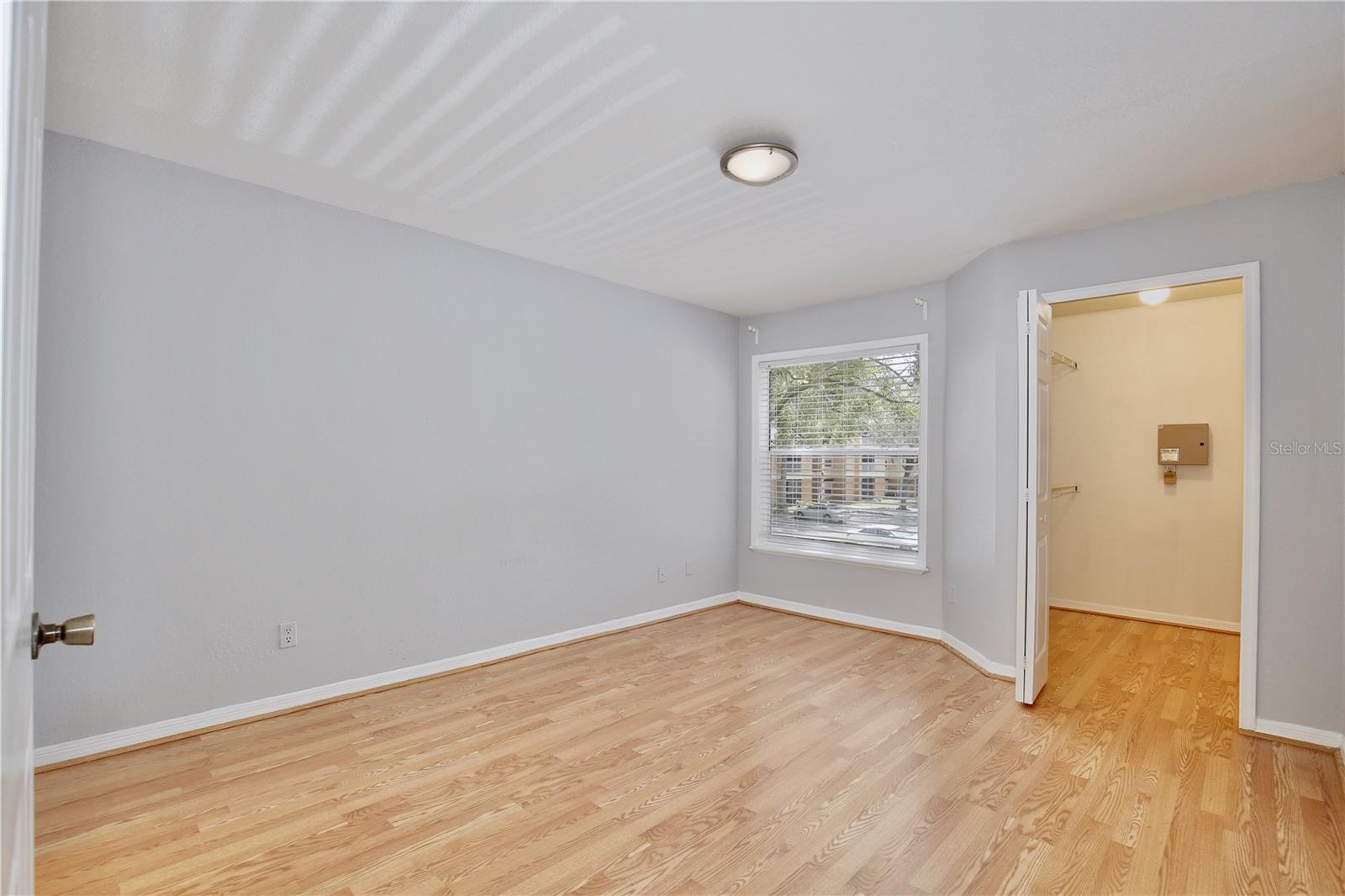 Image 10 of 27 For 8825 Latrec Avenue 6201