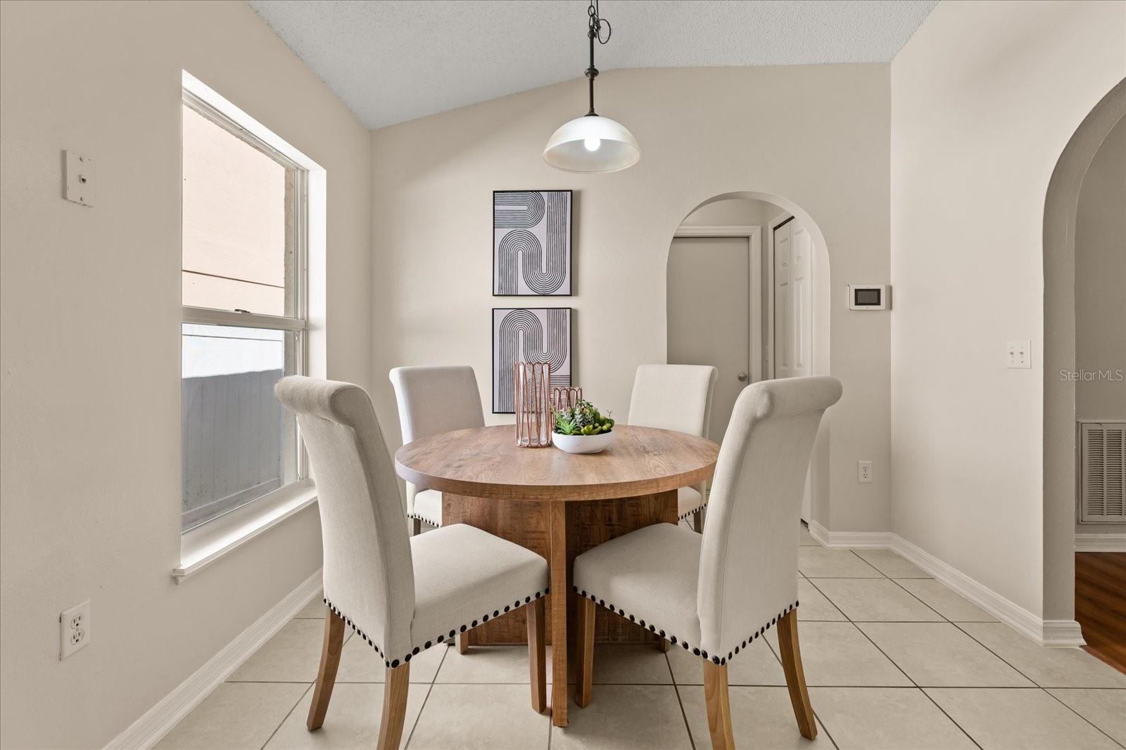 Image 6 of 19 For 2173 Corner School Drive