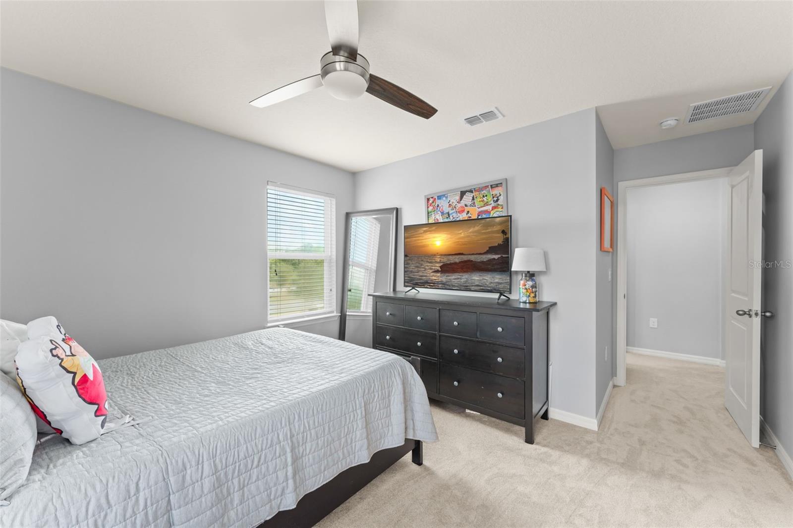 Image 26 of 44 For 13755 Bravante Alley