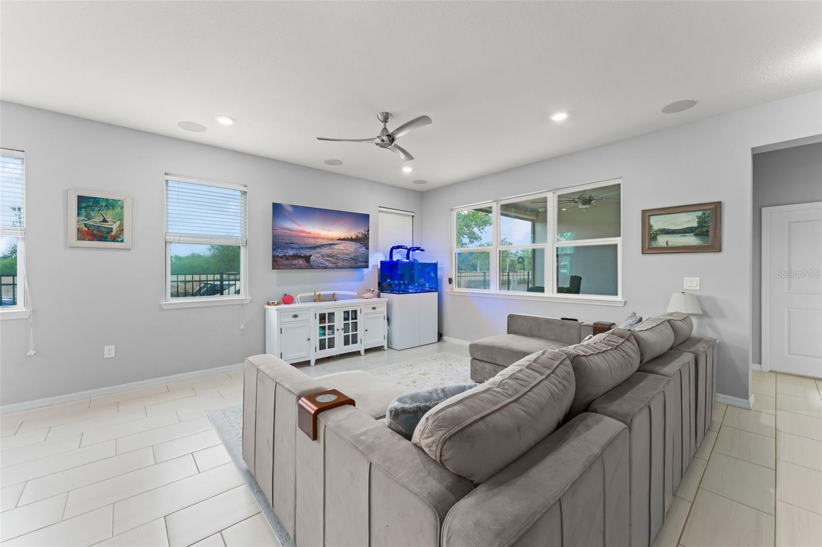 Image 4 of 44 For 13755 Bravante Alley