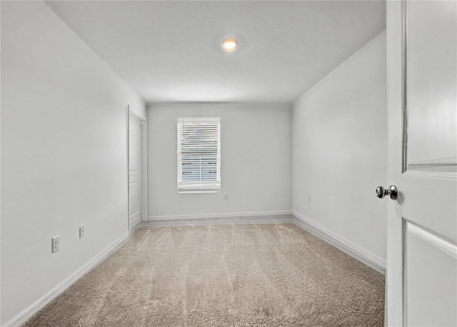 Image 16 of 21 For 2949 Skyline Loop