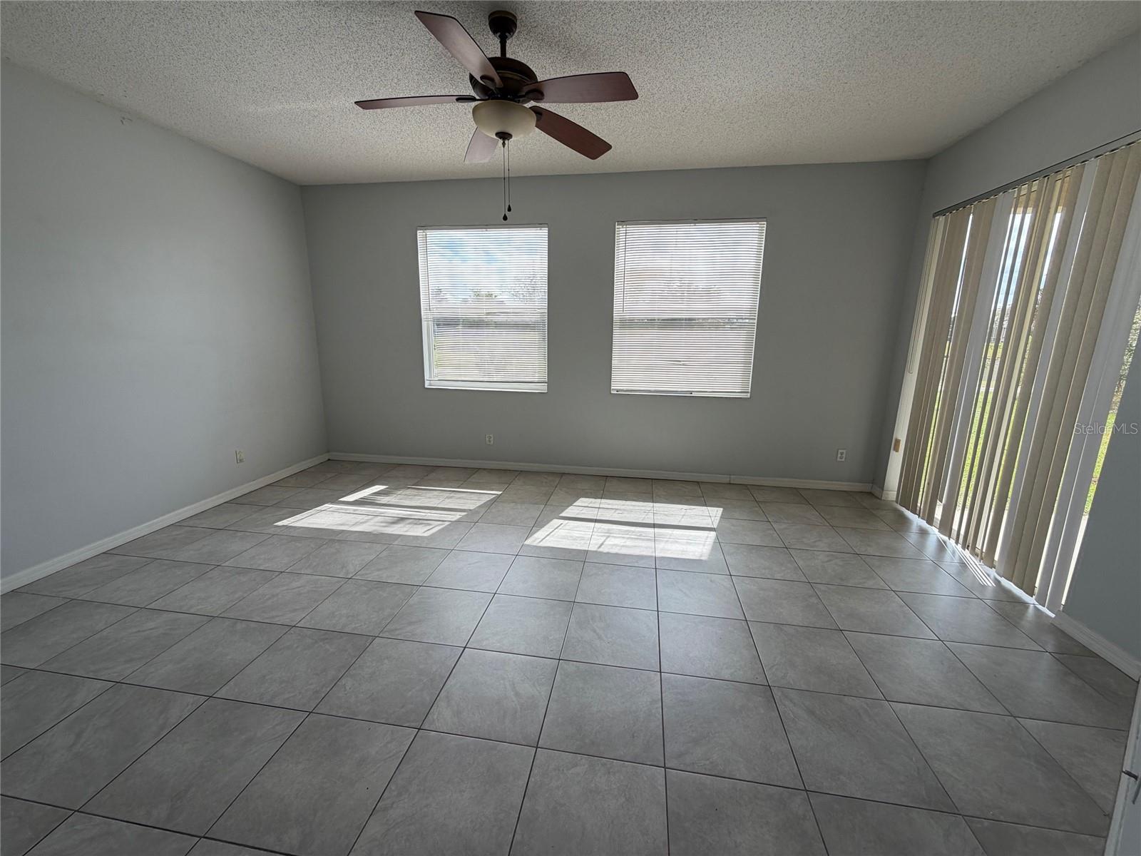 Image 2 of 10 For 2290 The Oaks Boulevard