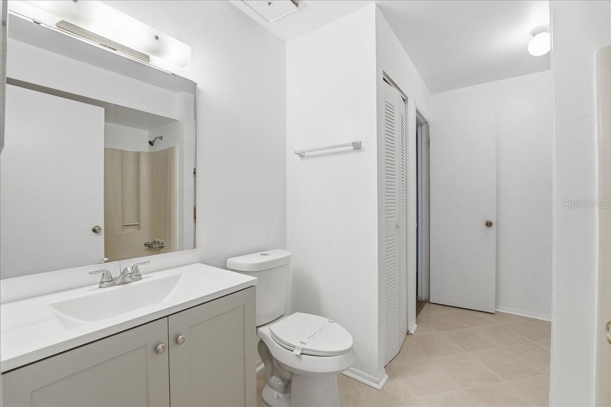 Image 10 of 11 For 3564 Aristotle Avenue 3564