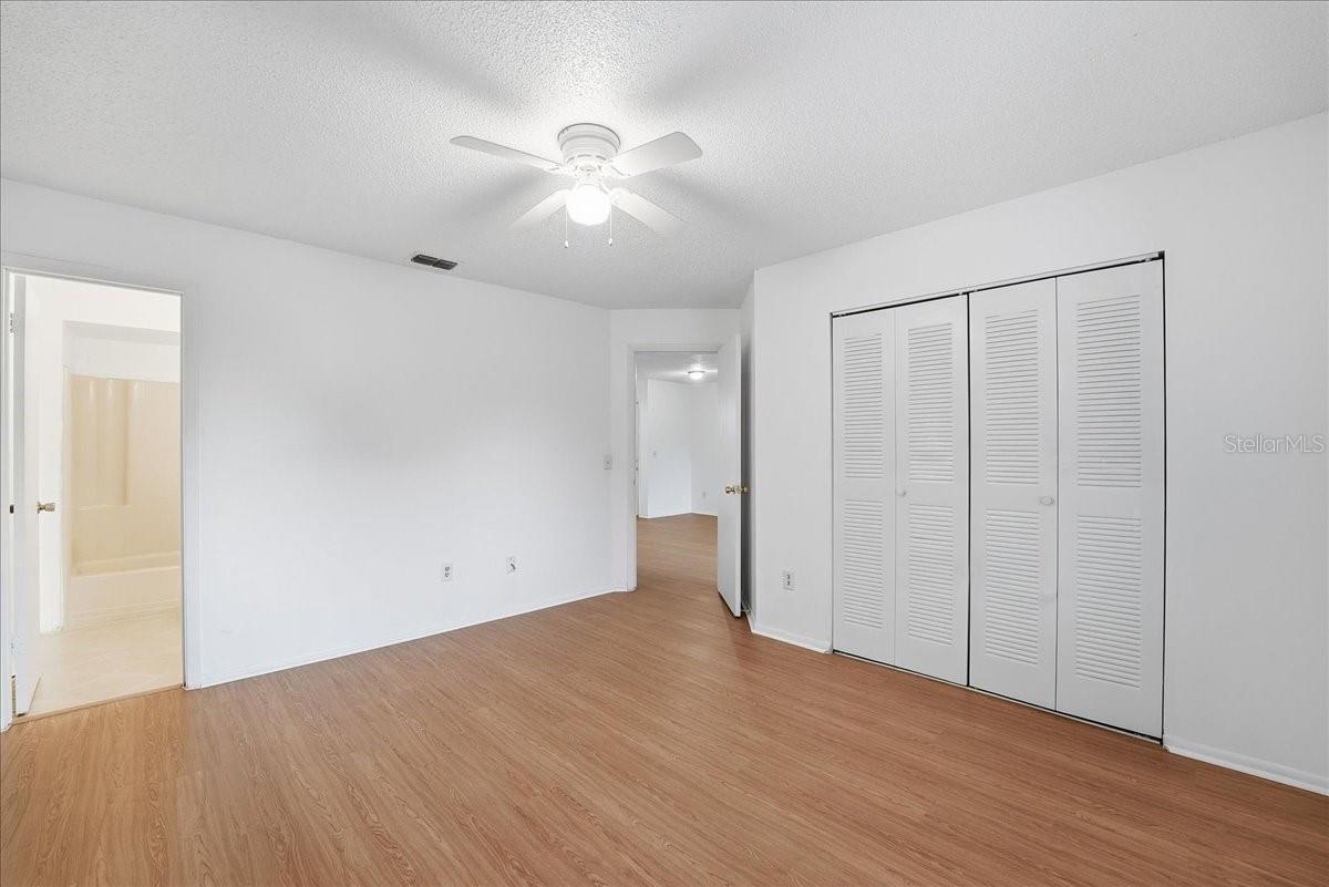 Image 6 of 11 For 3564 Aristotle Avenue 3564