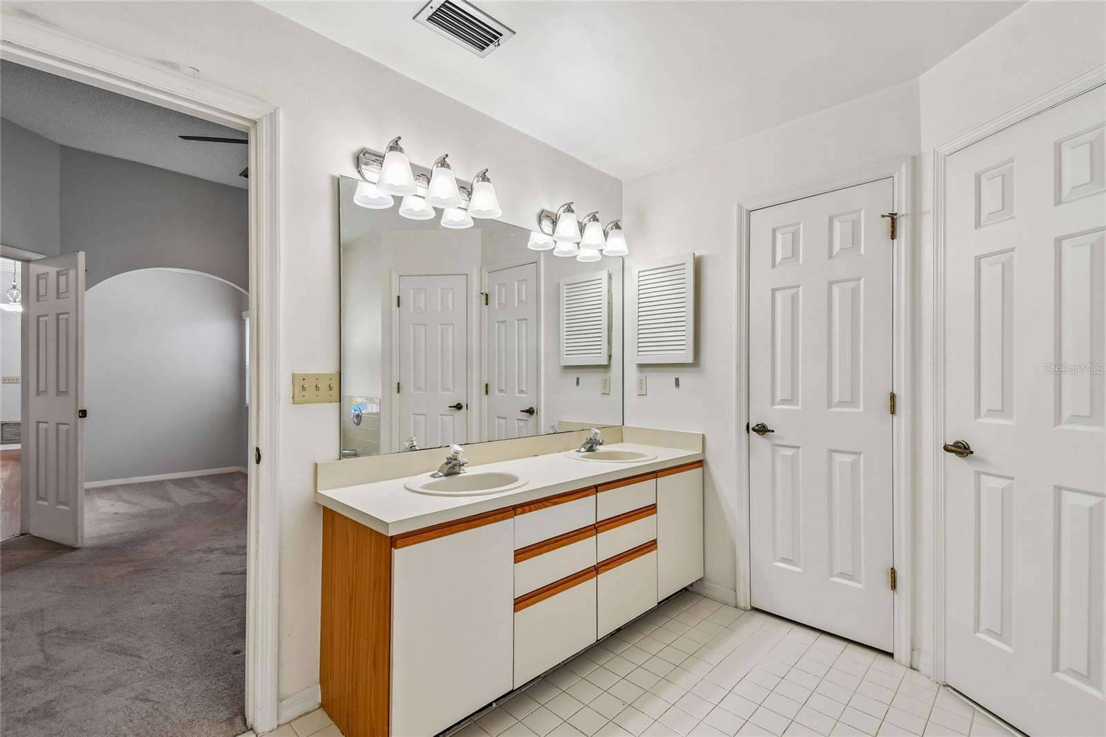 Image 12 of 23 For 258 Blackwater Place