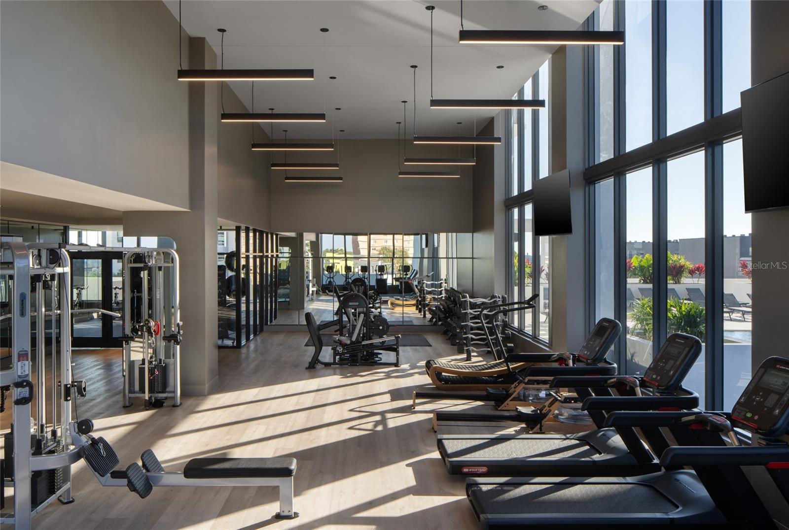 Image 9 of 32 For 1000 1st Avenue N B1