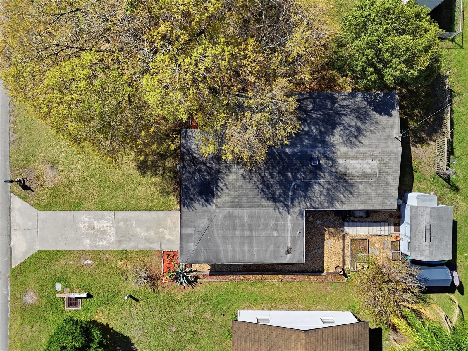 Image 37 of 48 For 408 Dakota Avenue