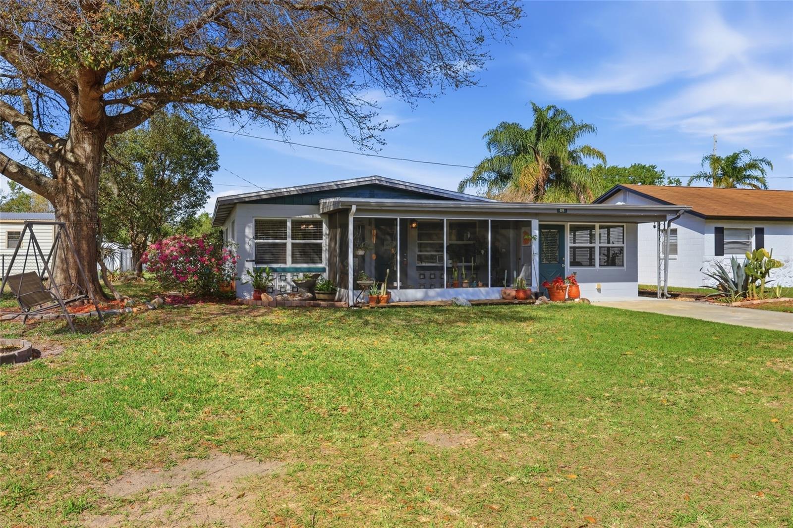 Image 4 of 48 For 408 Dakota Avenue