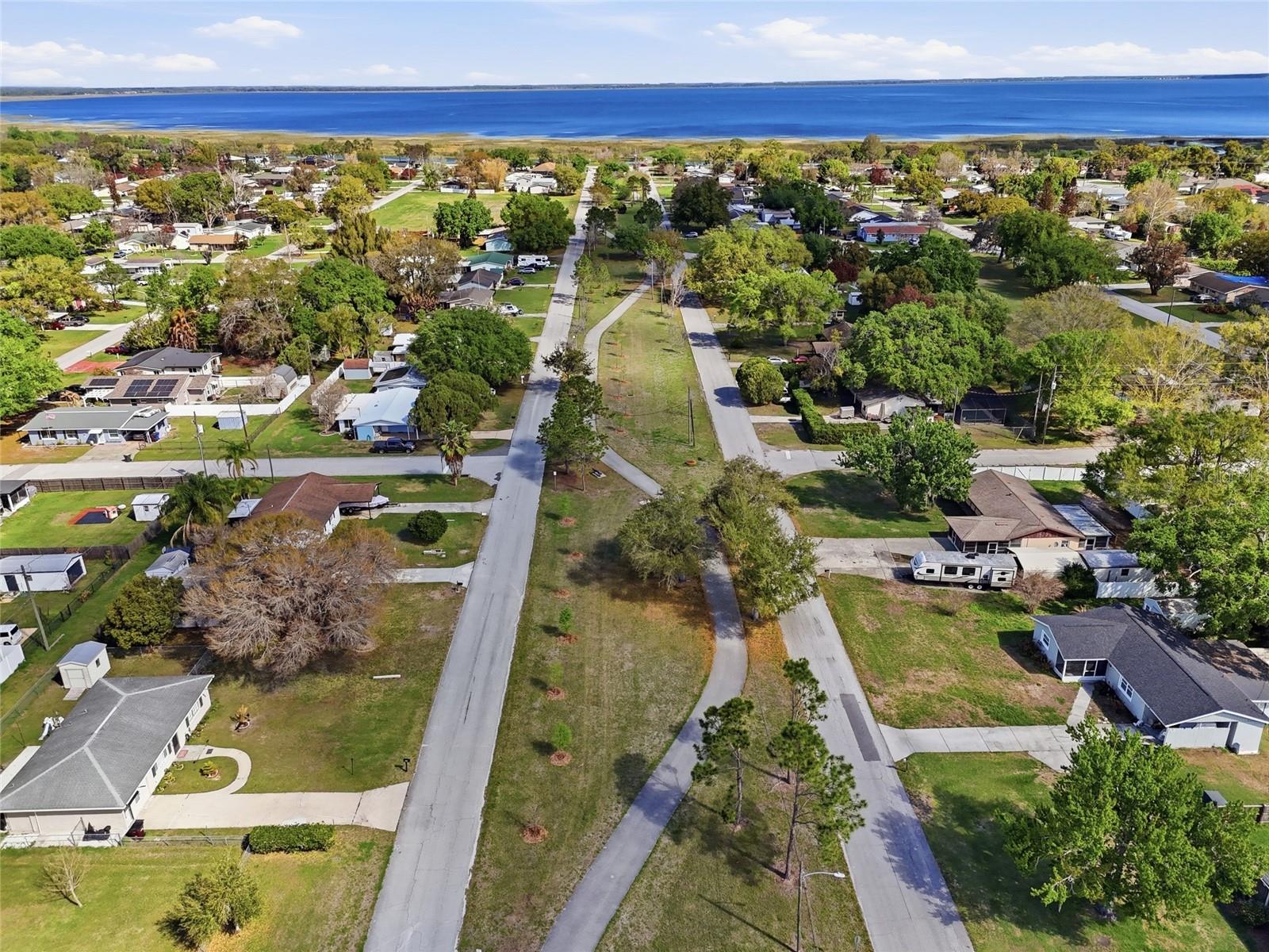 Image 46 of 48 For 408 Dakota Avenue