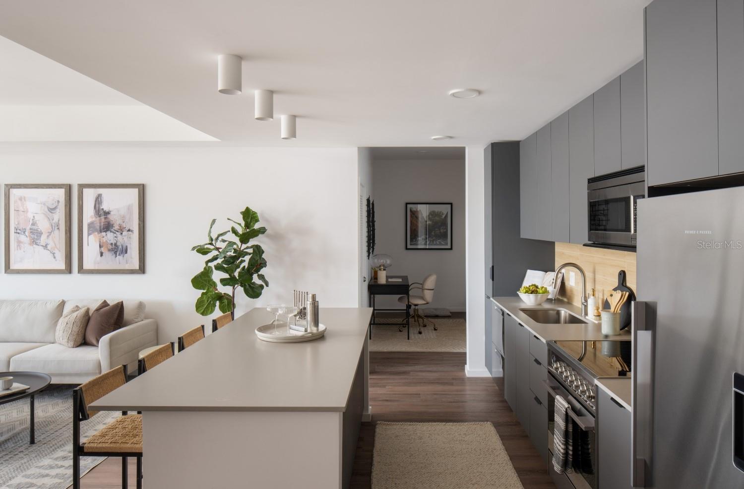 Image 21 of 32 For 1000 1st Avenue N C1.1