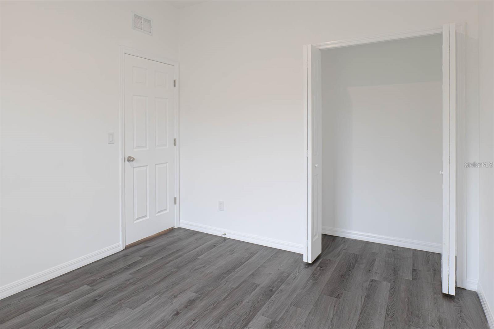 Image 13 of 25 For 442 Tobias Street