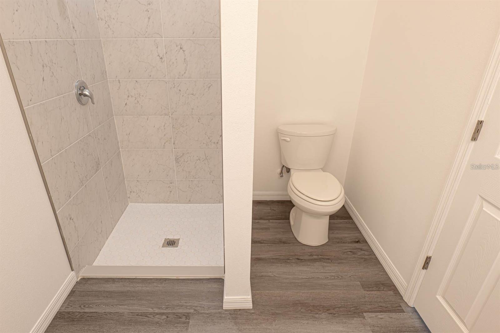 Image 22 of 25 For 442 Tobias Street