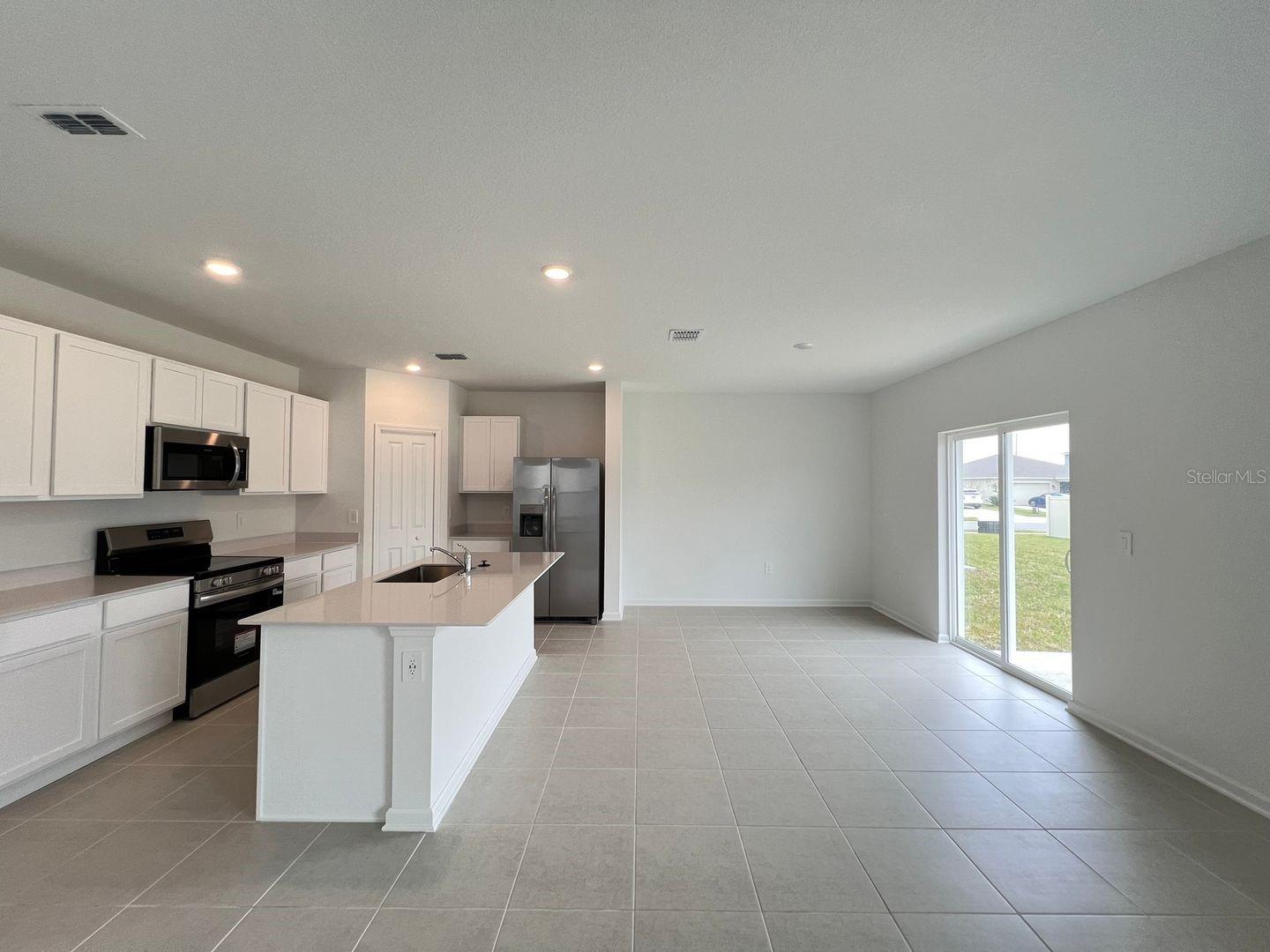 Image 6 of 28 For 3606 Hardman Drive