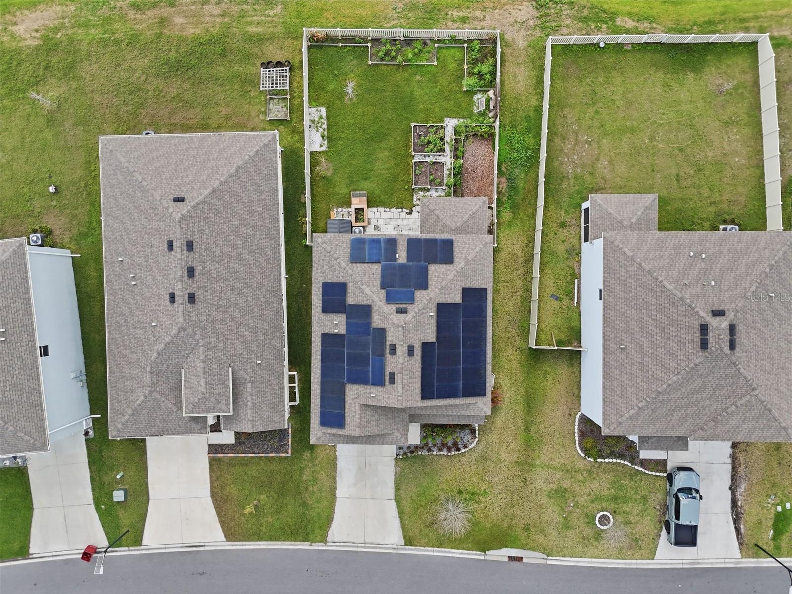 Image 2 of 48 For 1516 Tropical Oasis Avenue