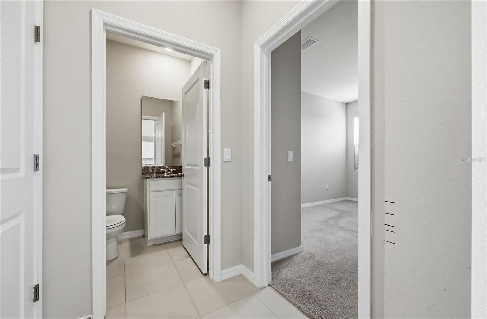 Image 23 of 48 For 1516 Tropical Oasis Avenue