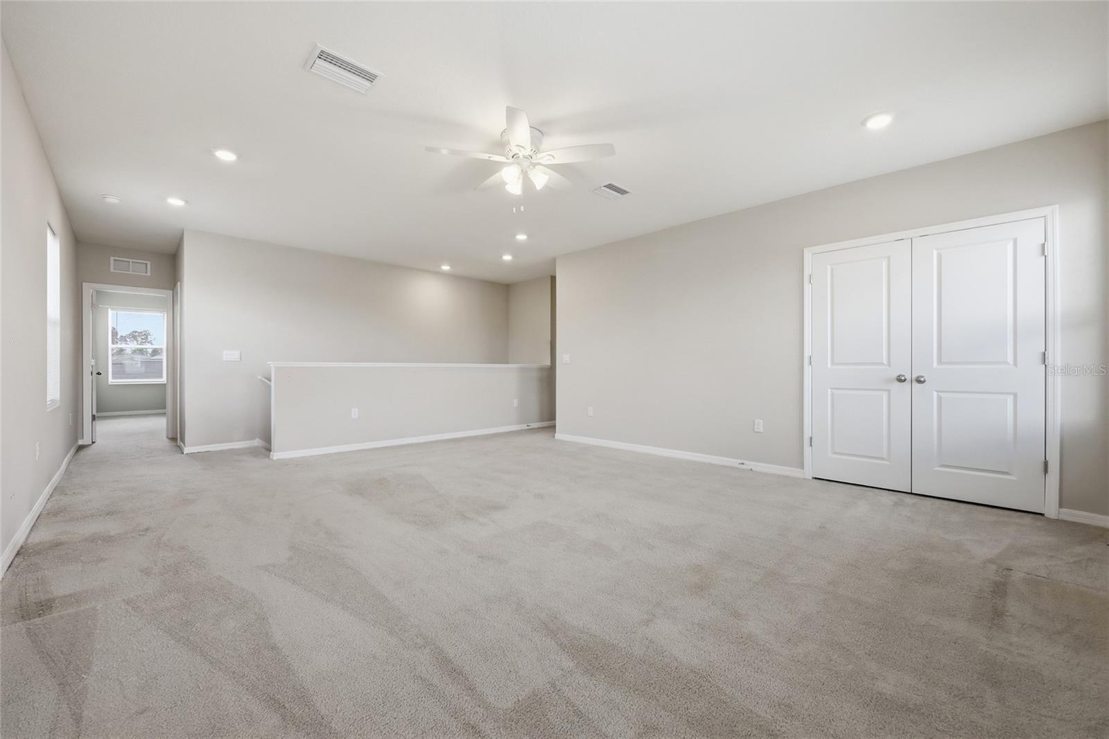 Image 29 of 48 For 1516 Tropical Oasis Avenue