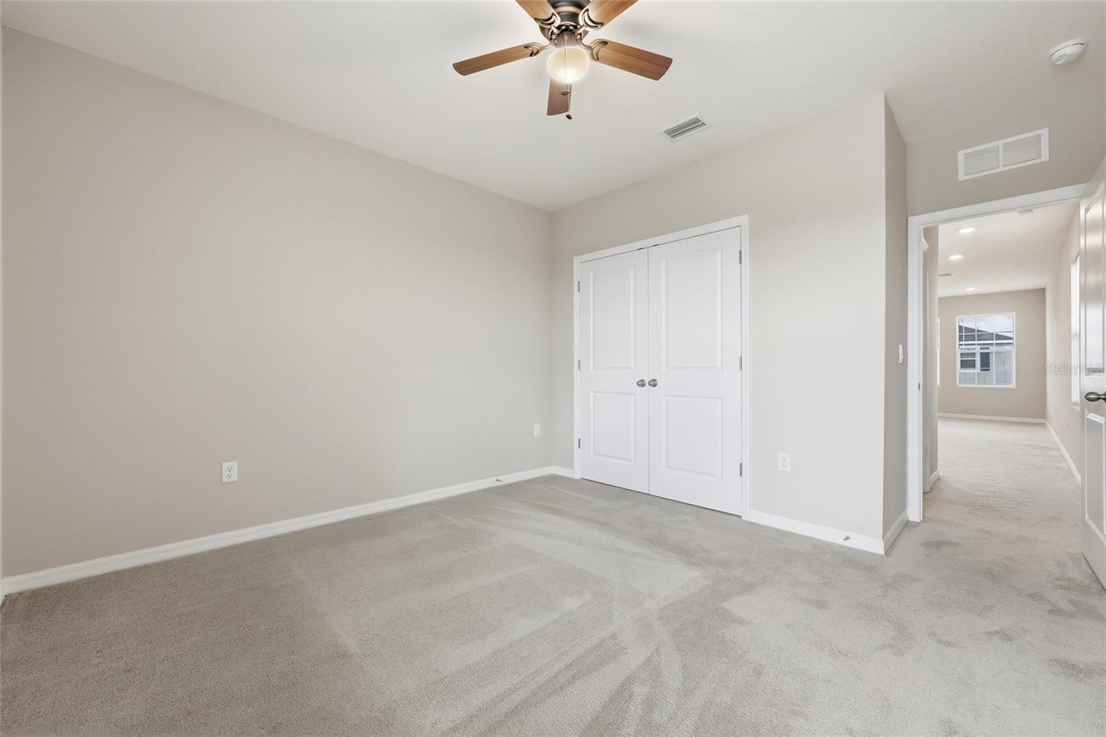 Image 32 of 48 For 1516 Tropical Oasis Avenue