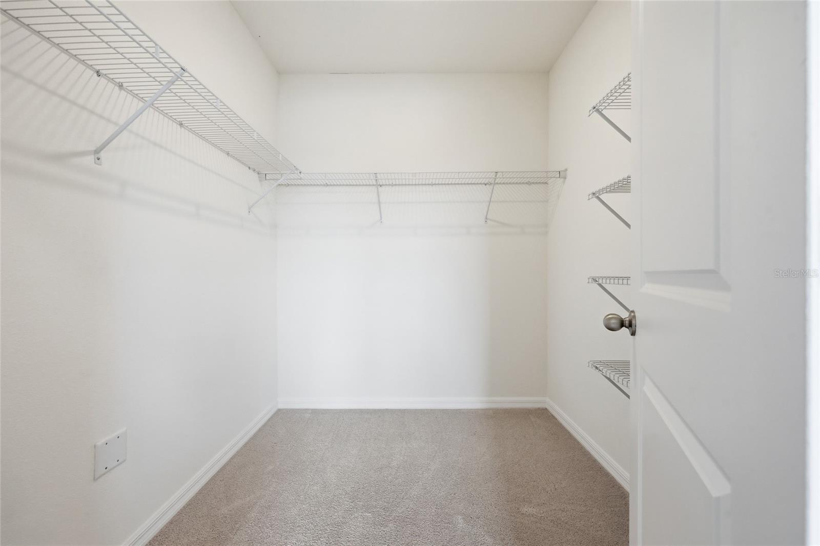 Image 39 of 48 For 1516 Tropical Oasis Avenue